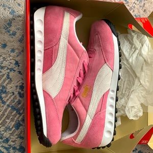 Puma Easy Rider sneakers